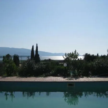 Villa E Parco Con Piscina *